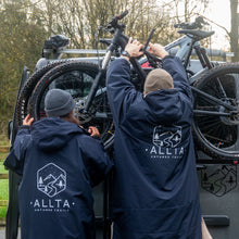 Load image into Gallery viewer, Unisex Trail Changing Robe