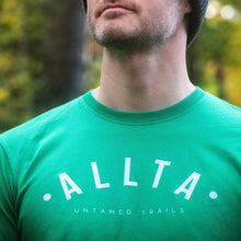 Load image into Gallery viewer, Unisex Bridge Organic Cotton T-shirt - Kelly Green